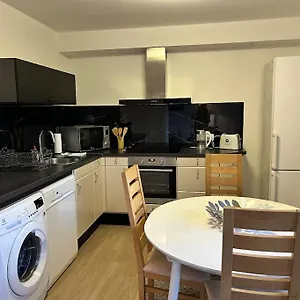 Appartement 3 A Dans Maison Pour 2 A 8 Personnes, Annecy